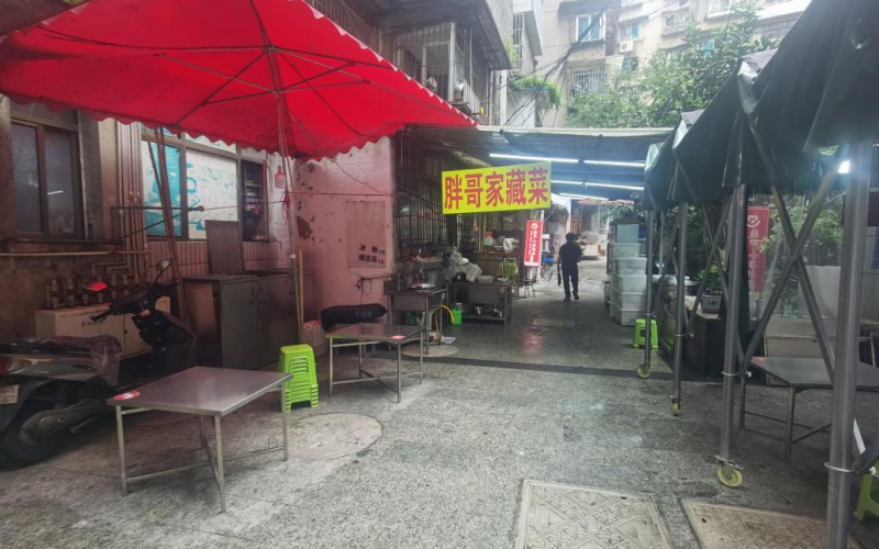 護(hù)國(guó)路153號(hào)3單元8層22號(hào)住宅轉(zhuǎn)讓（持有方：貴州省機(jī)關(guān)事務(wù)管理局國(guó)有資產(chǎn)管理服務(wù)中心）