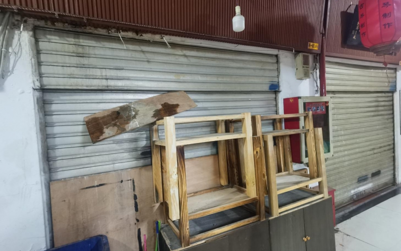 （降價）環(huán)城東路萬東商貿(mào)城丙一排04號、05號門面轉(zhuǎn)讓（持有方：貴州省機關(guān)事務(wù)管理局國有資產(chǎn)管理服務(wù)中心）(二次掛牌)