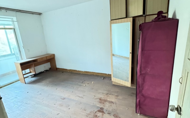 貴州省機關(guān)事務管理局國有資產(chǎn)管理服務中心貴陽市南明區(qū)市東路1號7棟1單元4層8號房屋招租